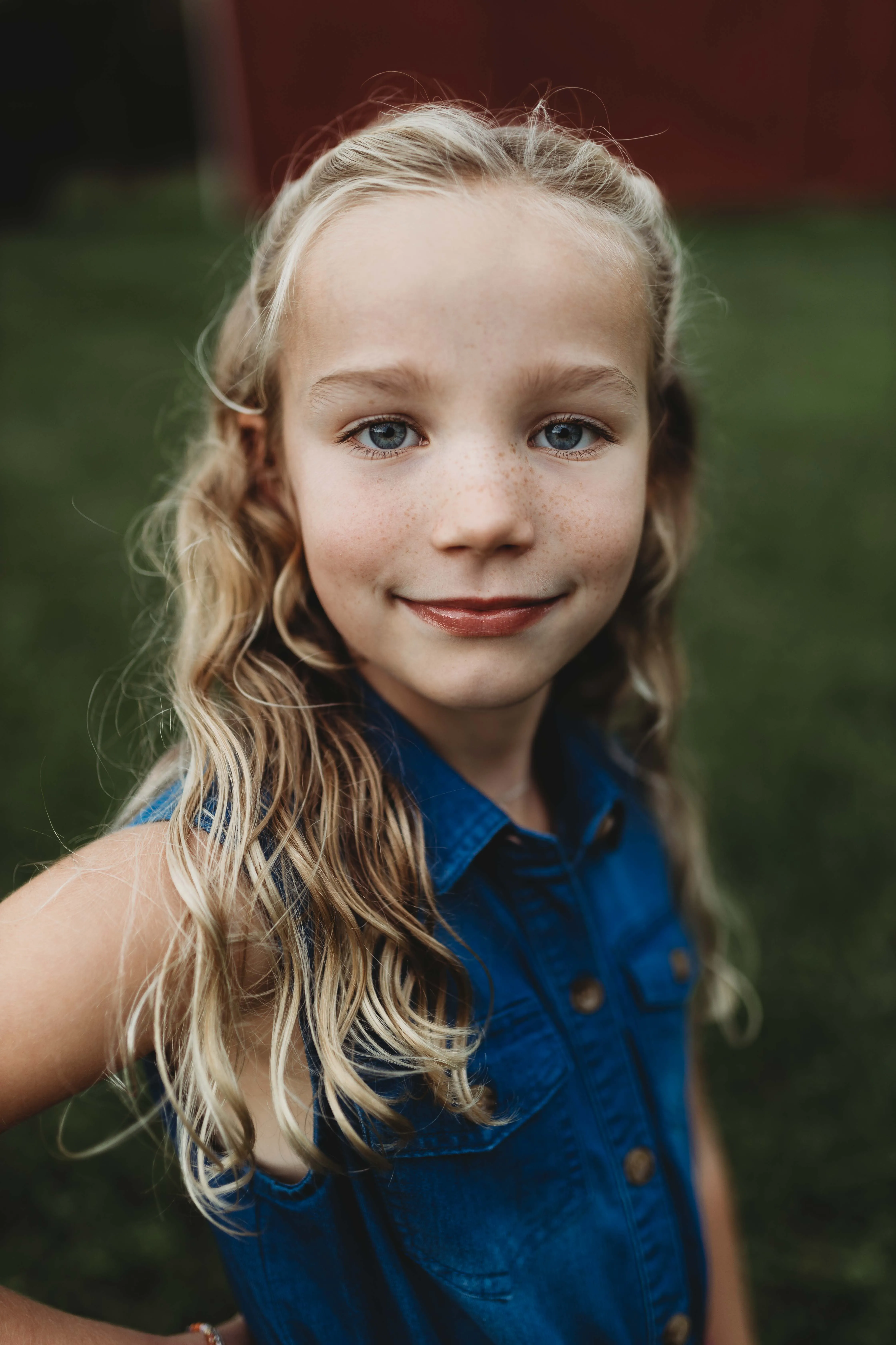 Family portrait session in Mansfield, Ohio — image 3