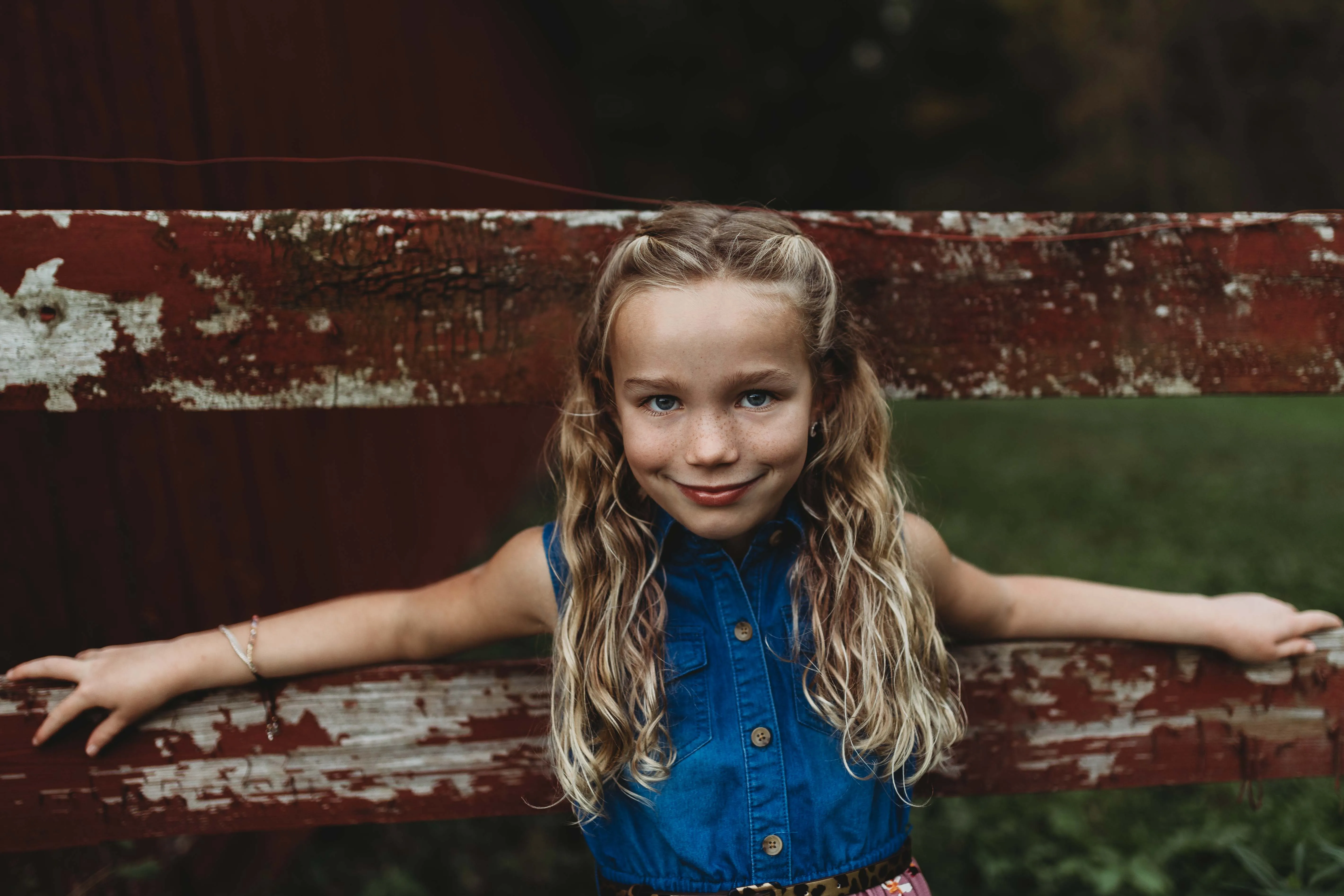Family portrait session in Mansfield, Ohio — image 4