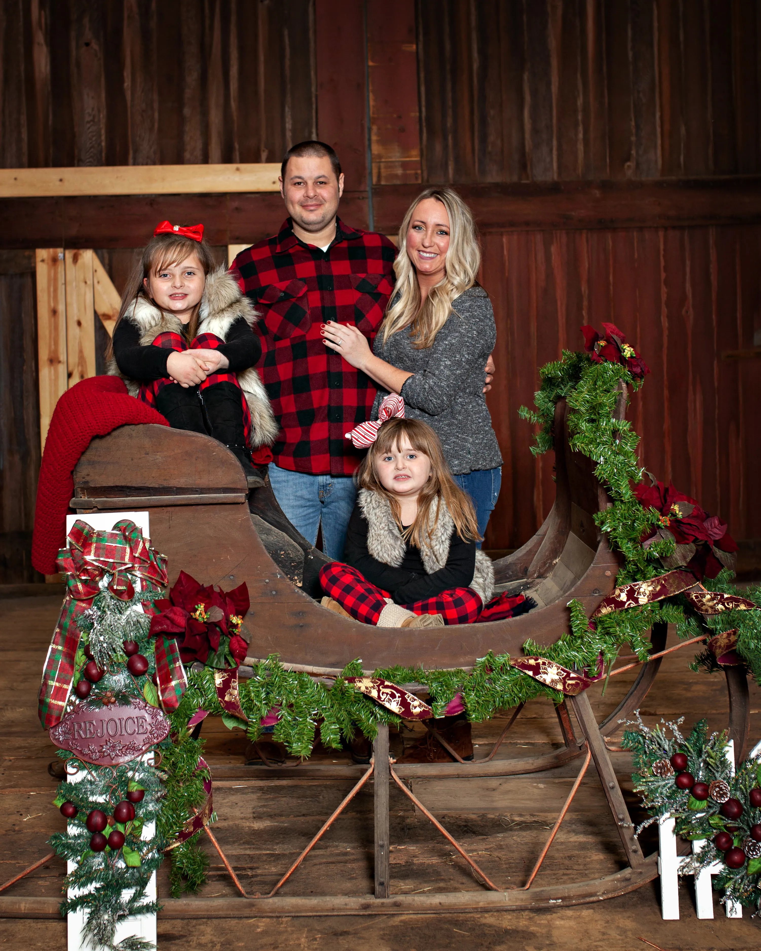 Family portrait session in Mansfield, Ohio — image 14