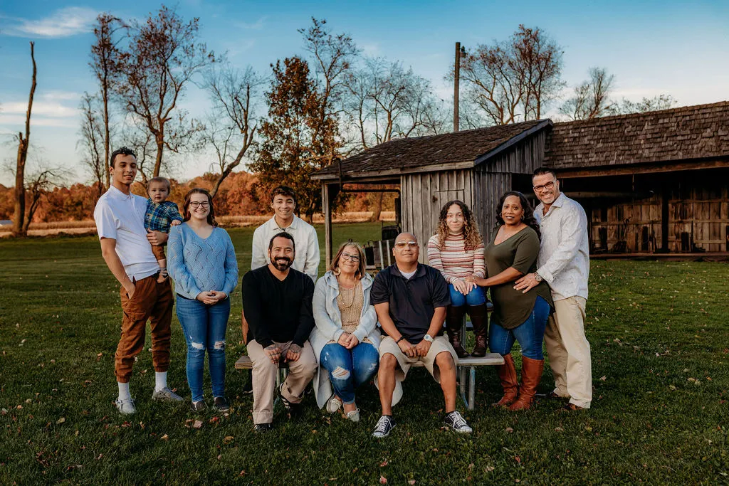 Family portrait session in Mansfield, Ohio — image 44