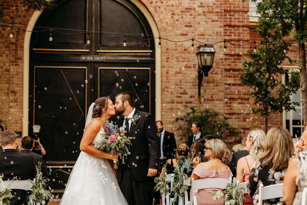 Wedding photography in Mansfield Ohio — image 48